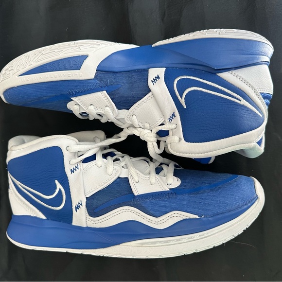 Kyrie Infinity Game Royal Blue/White NWOB main image 6